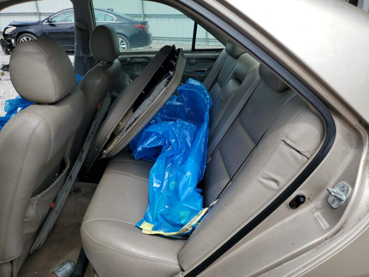 4T1BF30K74U065285 2004 Toyota Camry Le