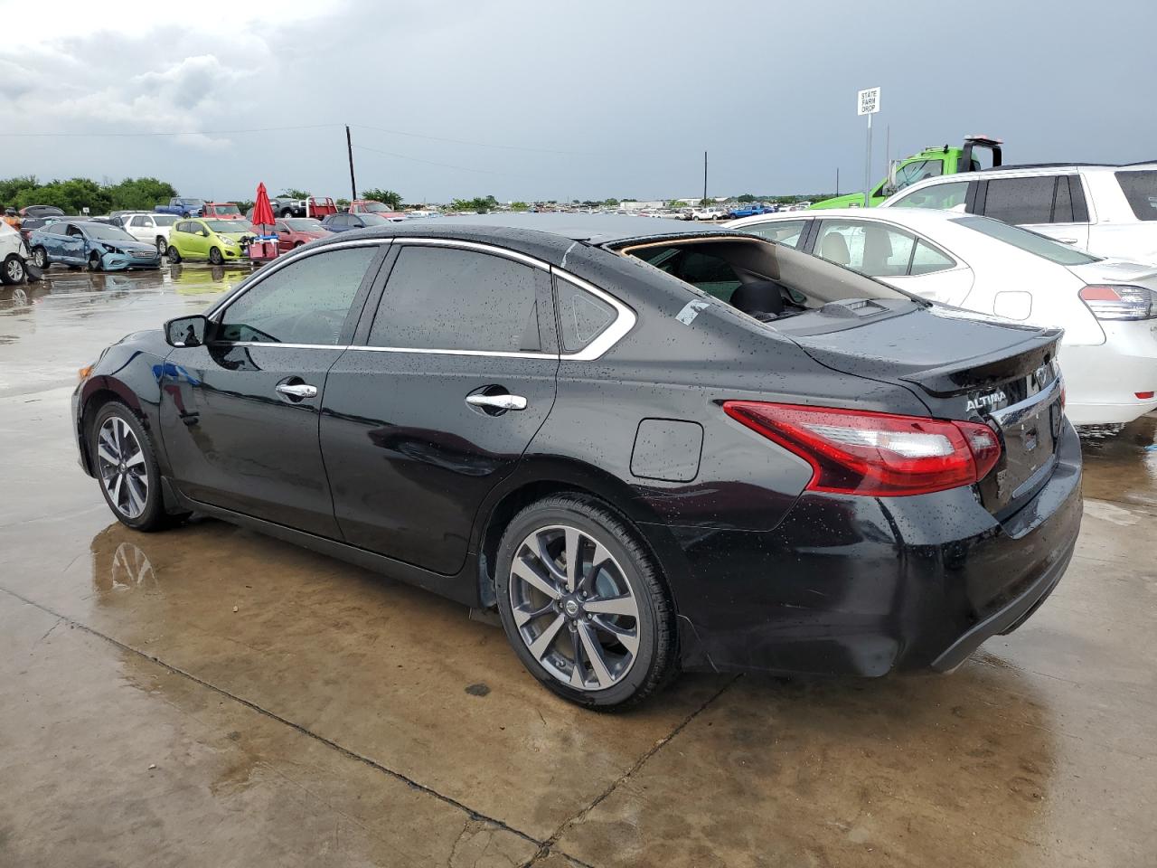 2017 Nissan Altima 2.5 vin: 1N4AL3AP7HN307338