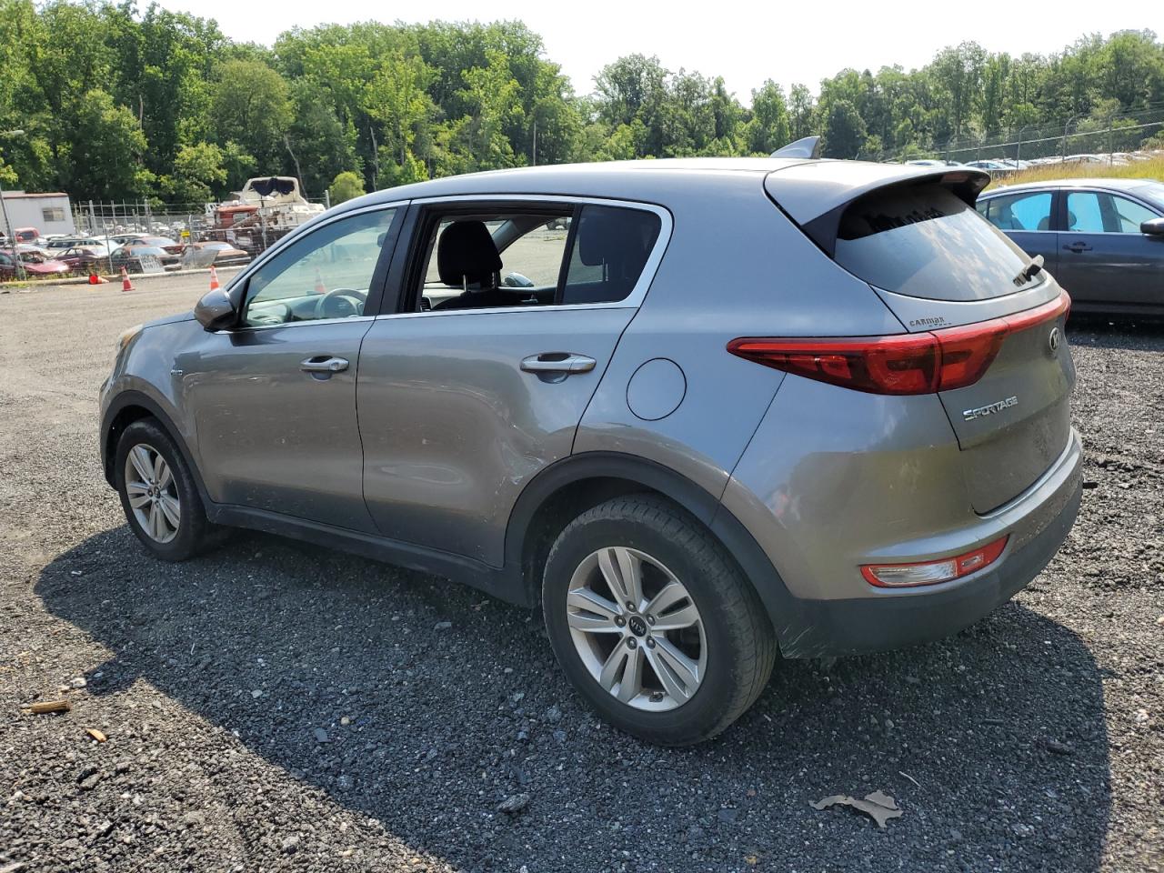 KNDPMCAC5H7117671 2017 Kia Sportage Lx