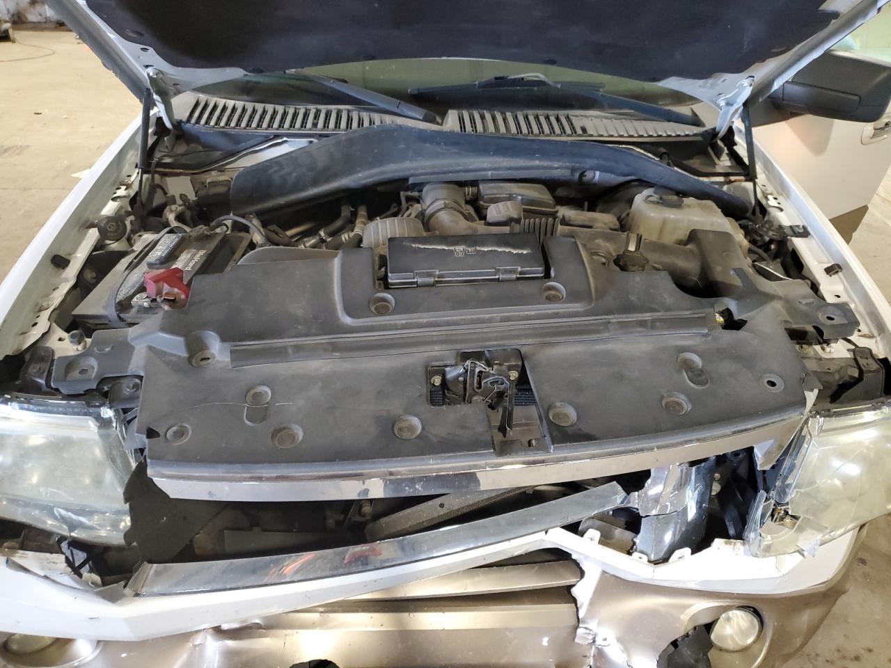 1FMJU1H58BEF48490 2011 Ford Expedition Xlt