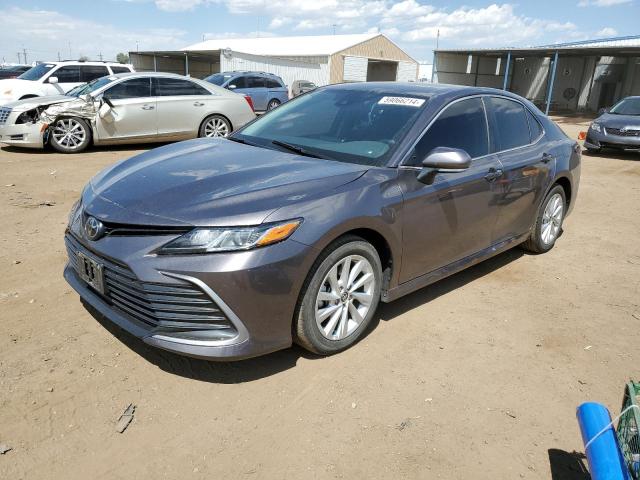 VIN 4T1C11BK5NU054565 2022 Toyota Camry, LE no.1