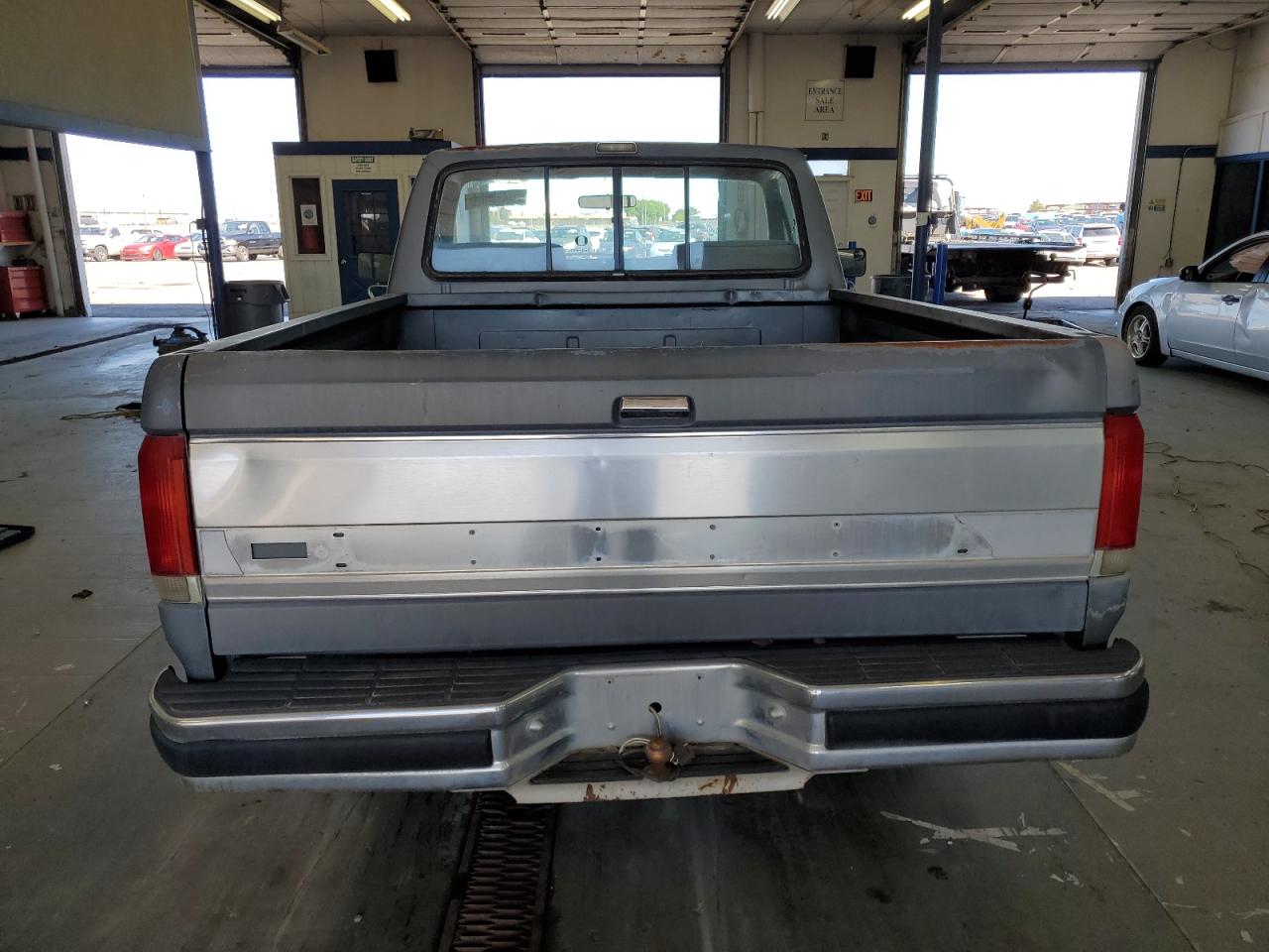 1FTDF15YXLLA73223 1990 Ford F150