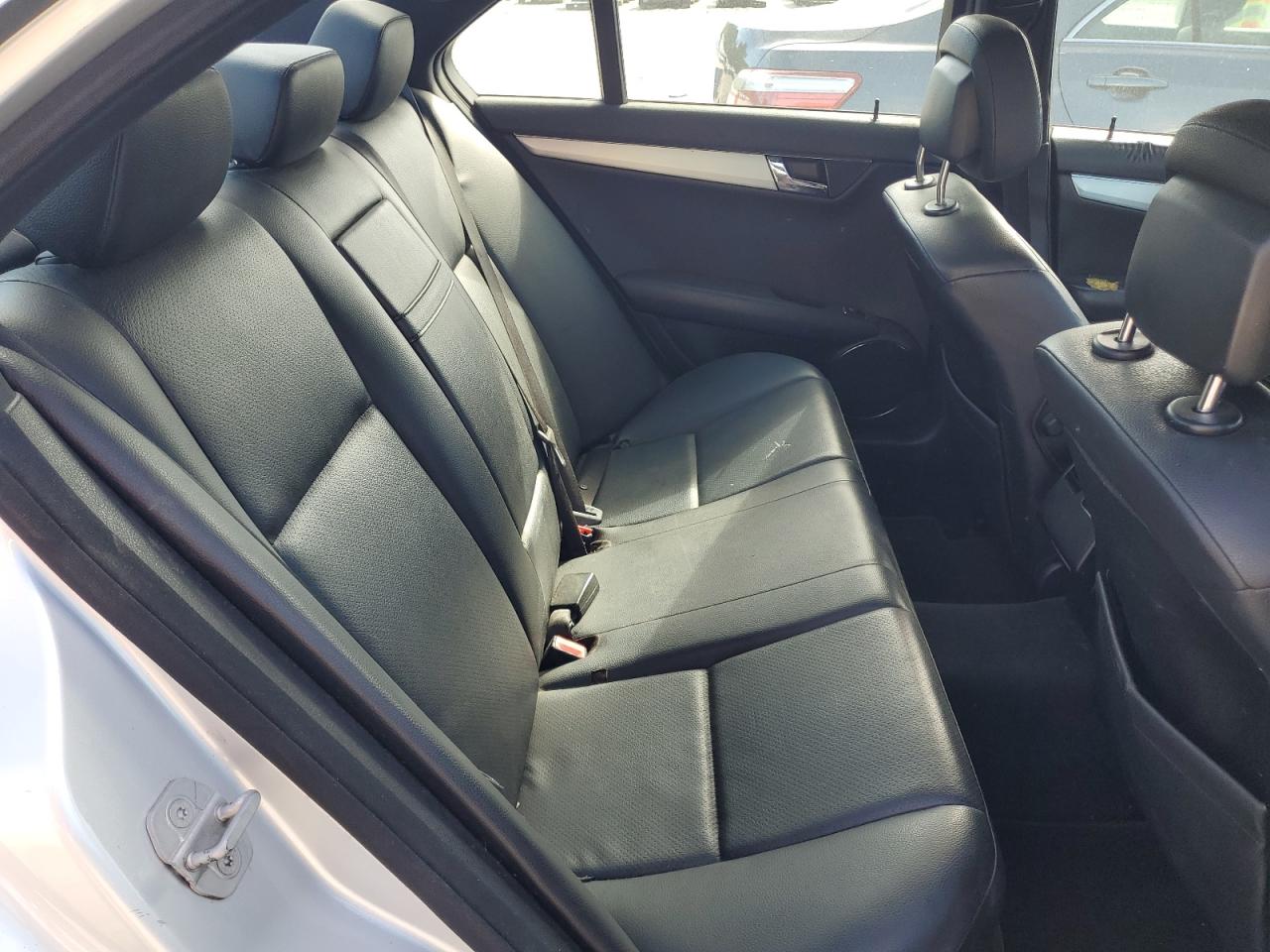 WDDGF81X59R057896 2009 Mercedes-Benz C 300 4Matic