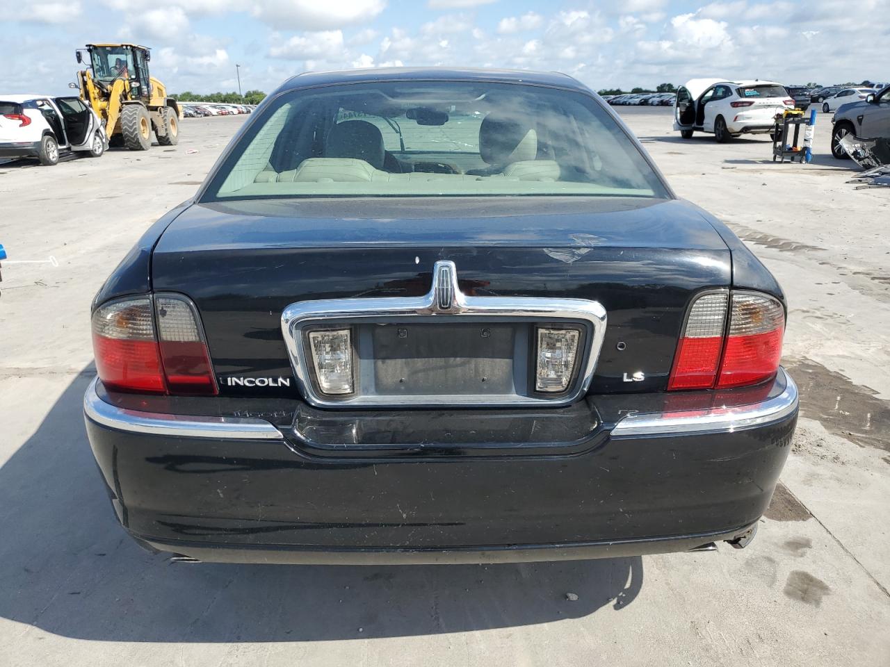 1LNHM86S64Y626377 2004 Lincoln Ls