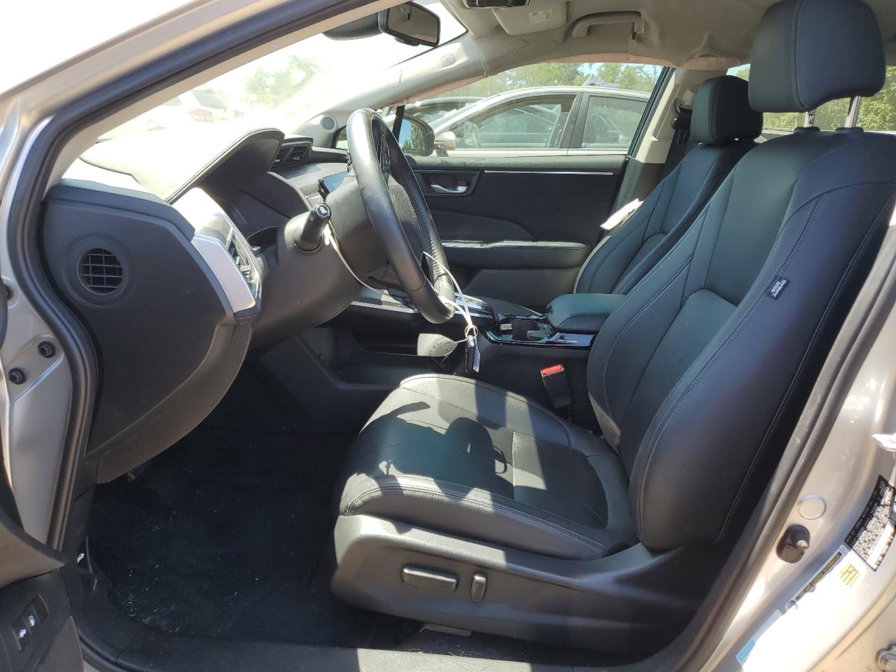 JHMZC5F30JC018395 2018 Honda Clarity Touring