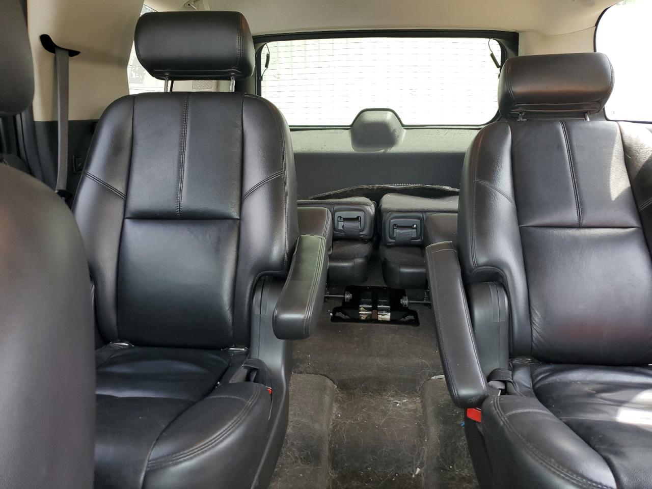 1GNUKBE07AR178220 2010 Chevrolet Tahoe K1500 Lt