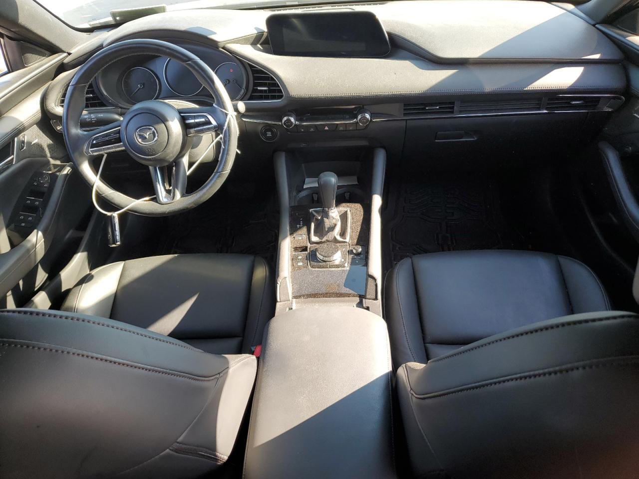 JM1BPAMM9L1161386 2020 Mazda 3 Preferred