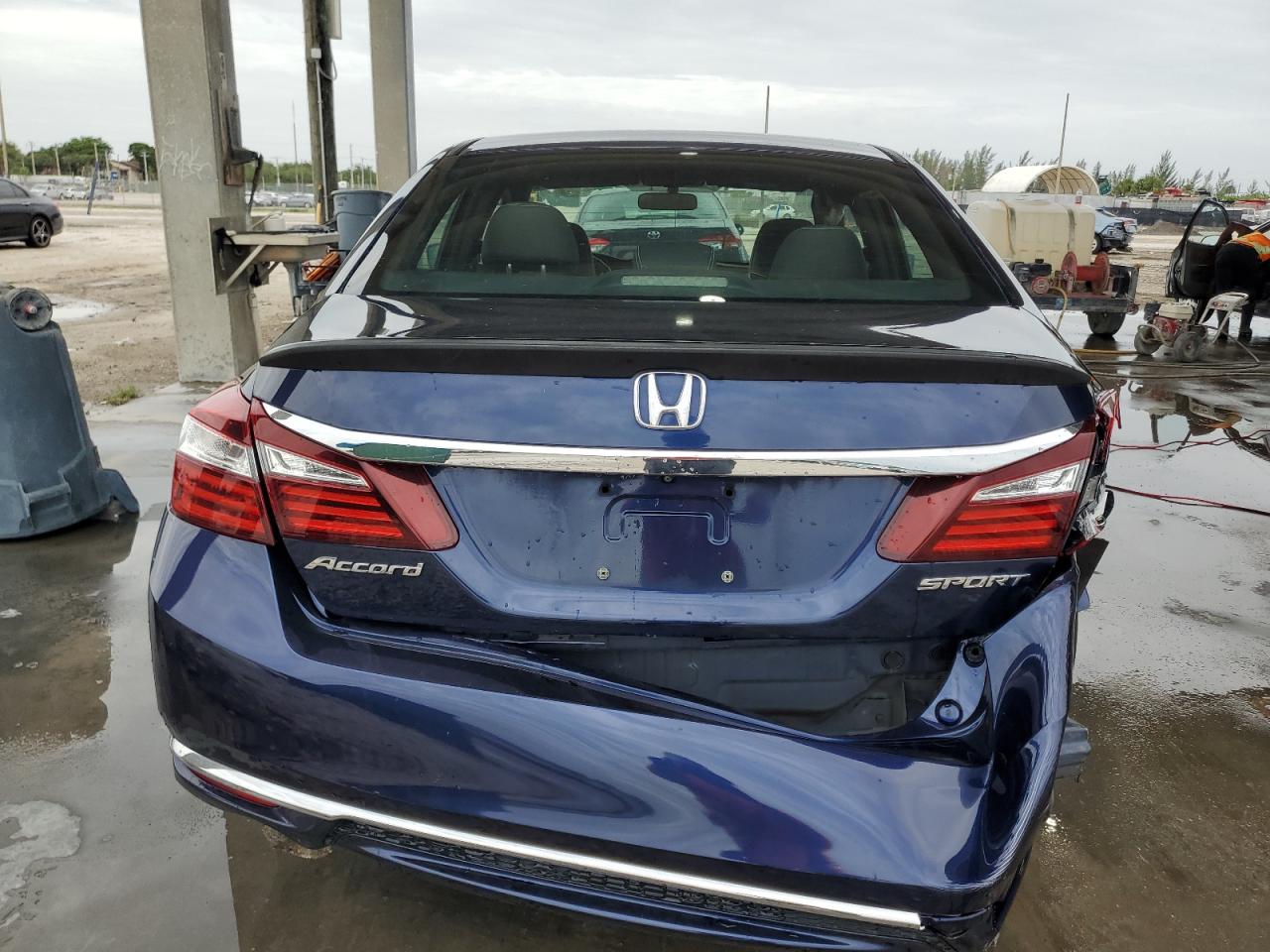 2017 Honda Accord Sport vin: 1HGCR2F50HA028440