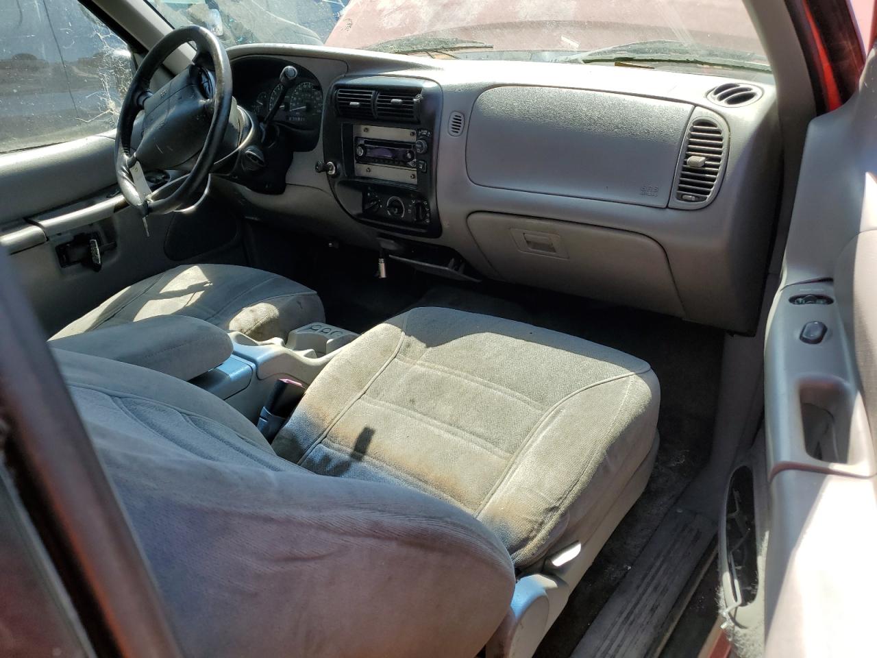 1FMYU22X5WUD11546 1998 Ford Explorer