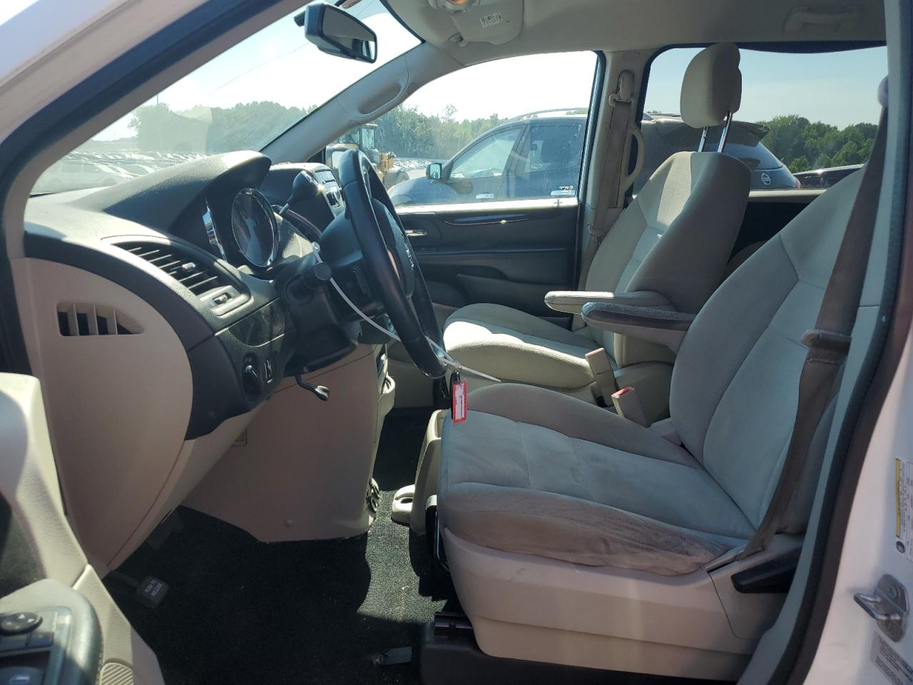 2C4RDGBG5FR569858 2015 Dodge Grand Caravan Se