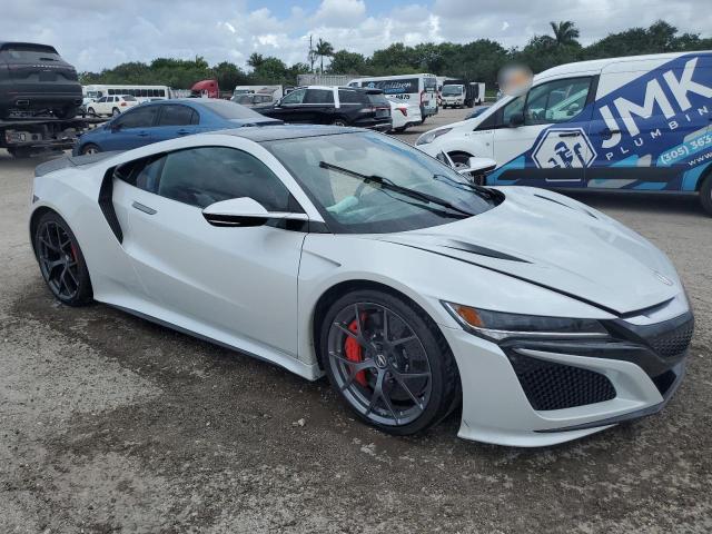 VIN 19UNC1B05HY000820 2017 Acura NSX no.4