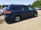 TOYOTA SIENNA LE снимка