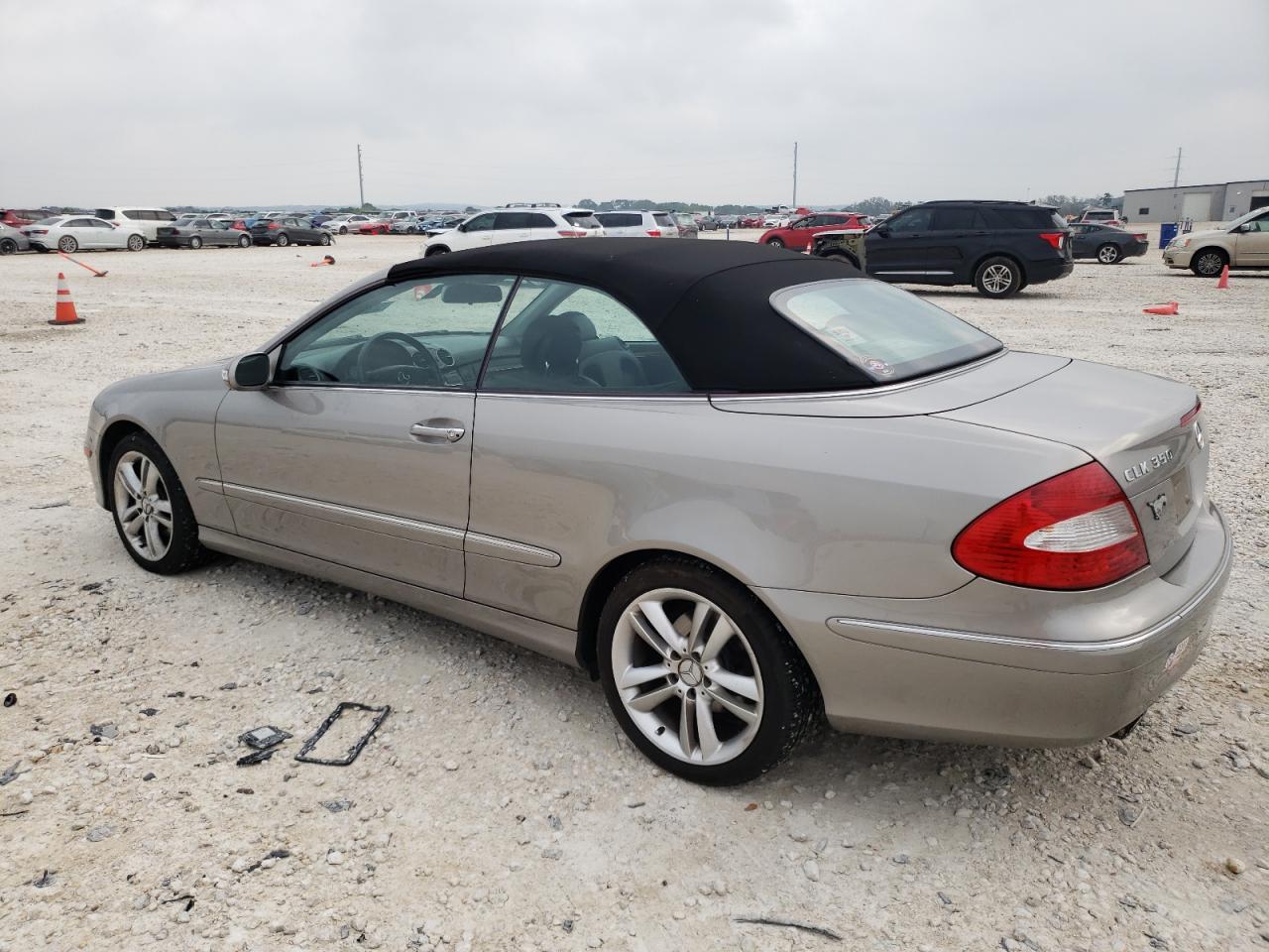 WDBTK56F87F211372 2007 Mercedes-Benz Clk 350