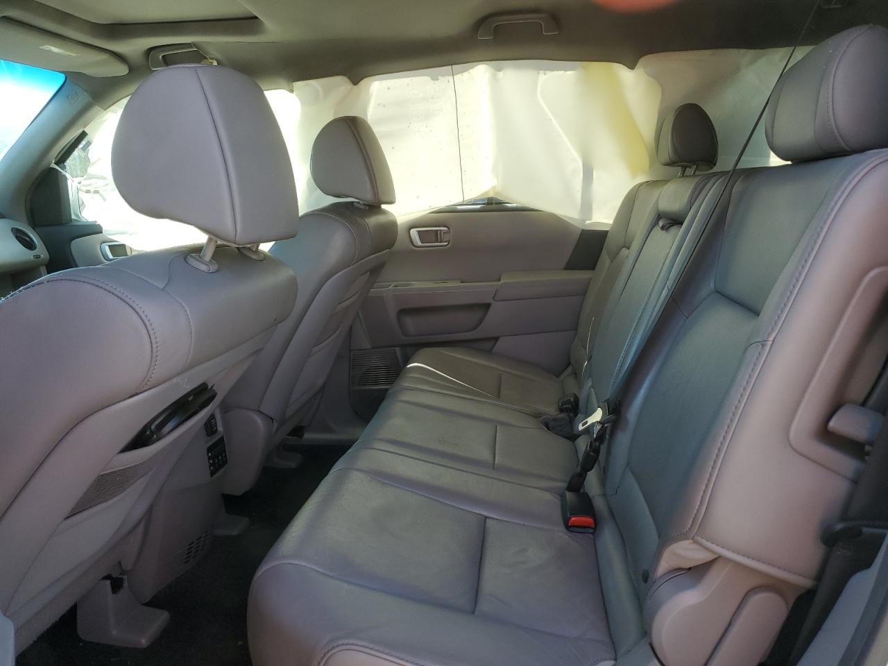 5FNYF4H90AB016729 2010 Honda Pilot Touring