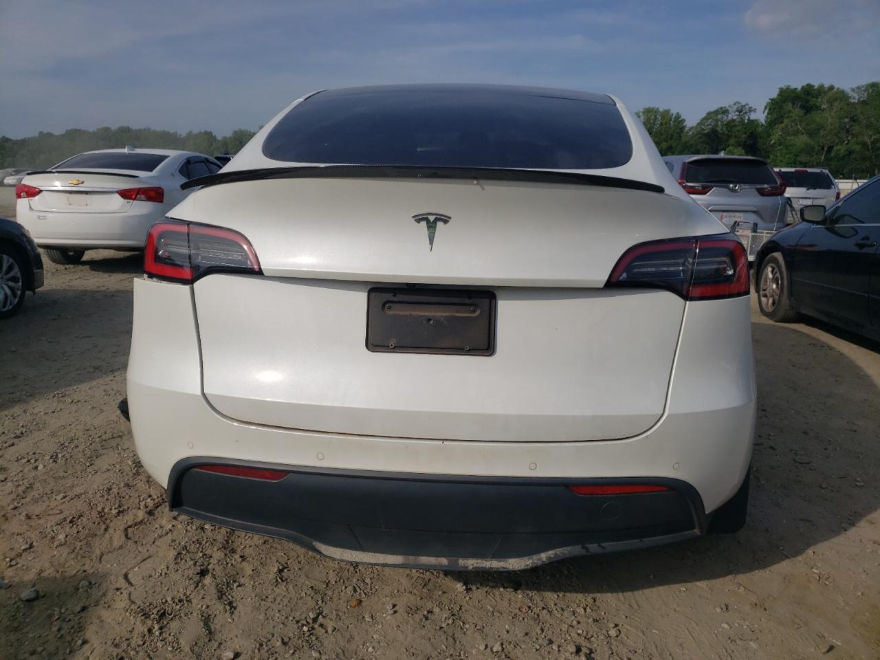 5YJYGDEDXMF111020 2021 Tesla Model Y