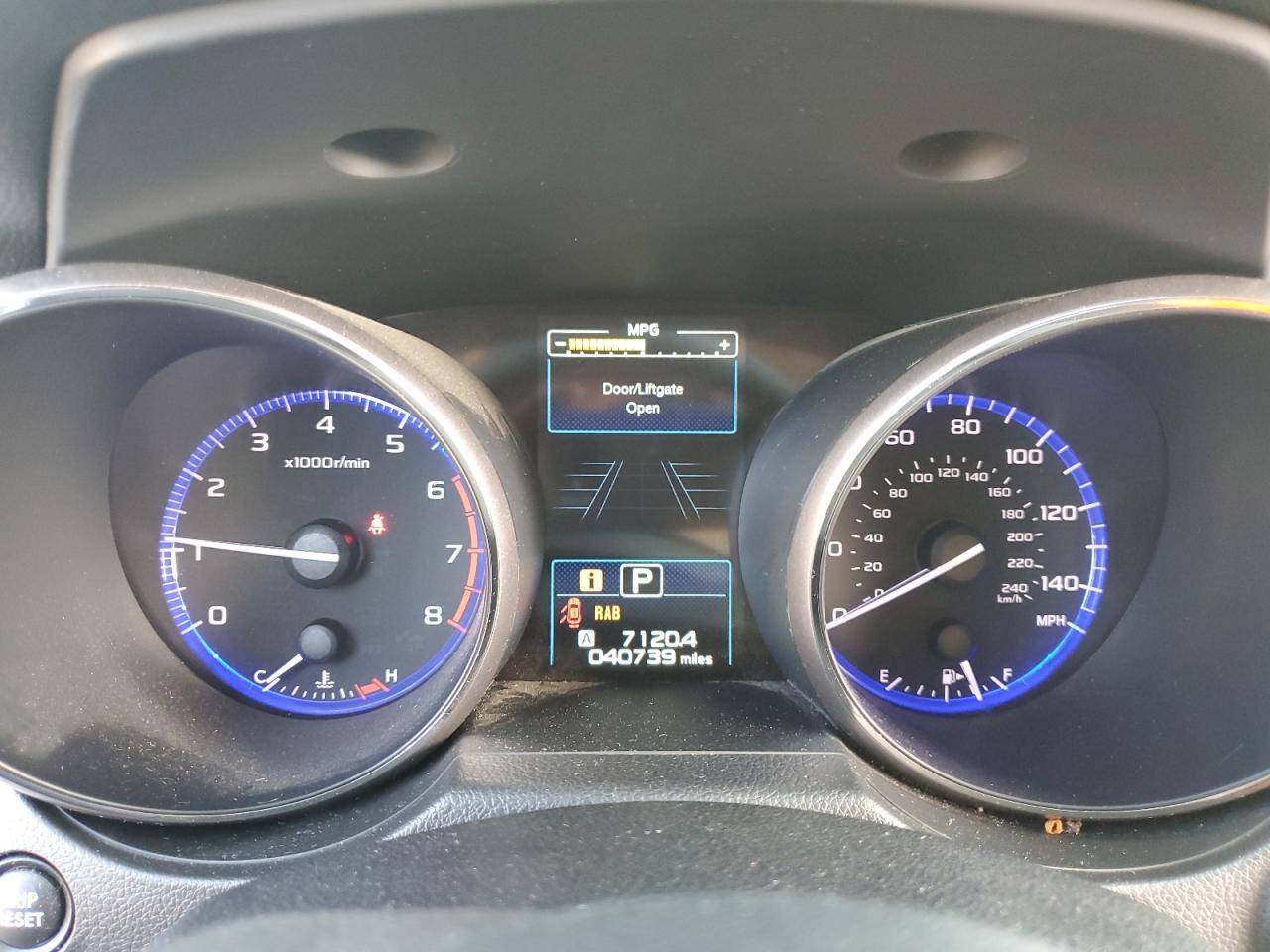 4S4BSATC0J3200242 2018 Subaru Outback Touring