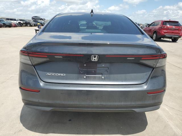 1HGCY1F29PA043777 Honda Accord LX 6