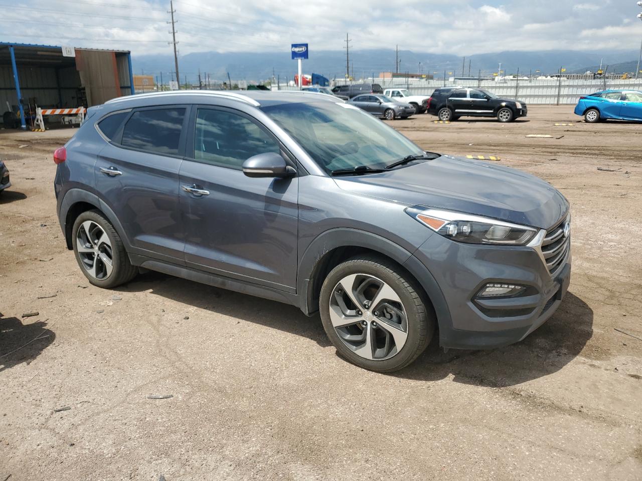 2016 Hyundai Tucson Limited vin: KM8J3CA22GU112200