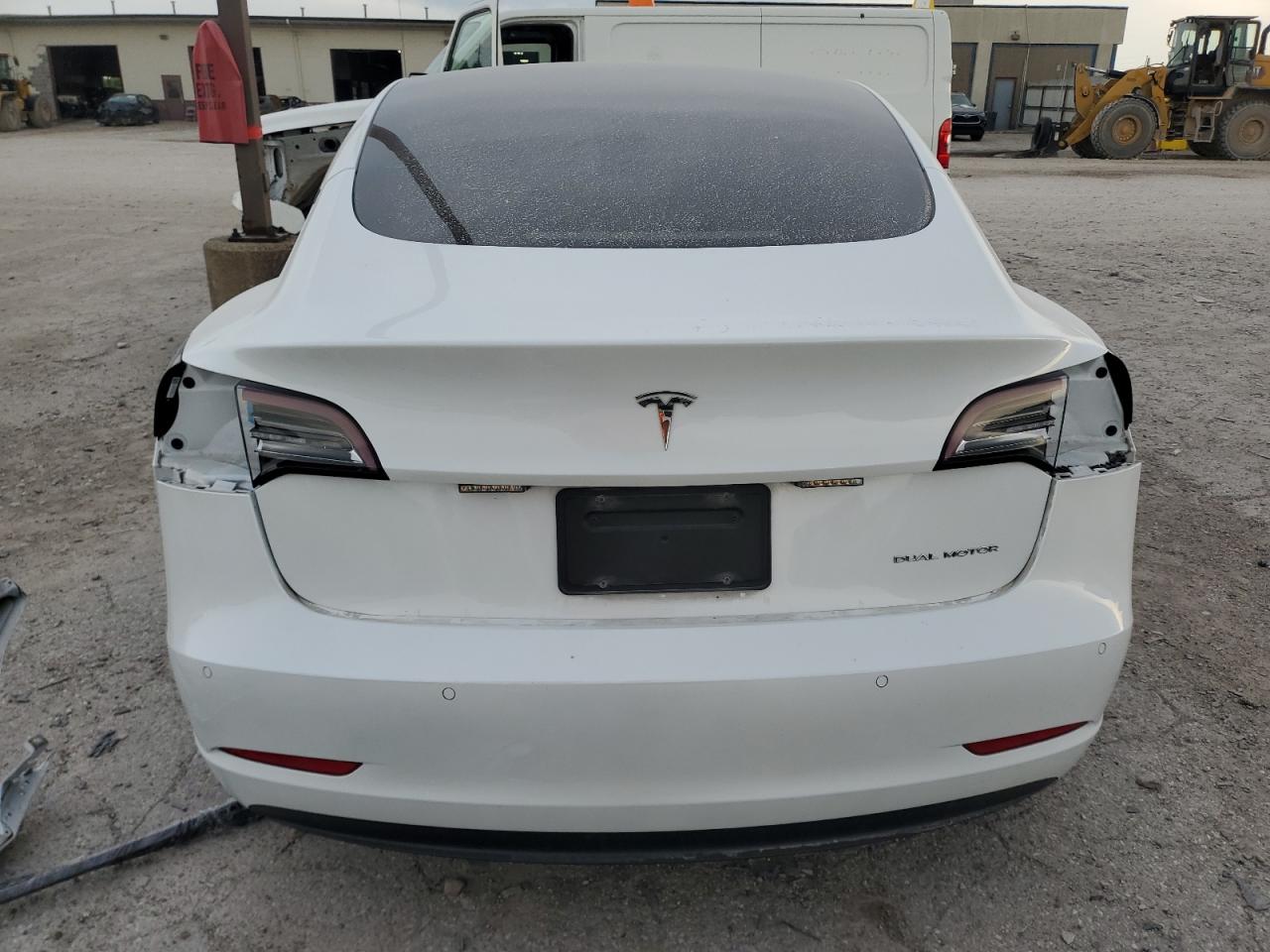 5YJ3E1EB1NF276114 2022 Tesla Model 3