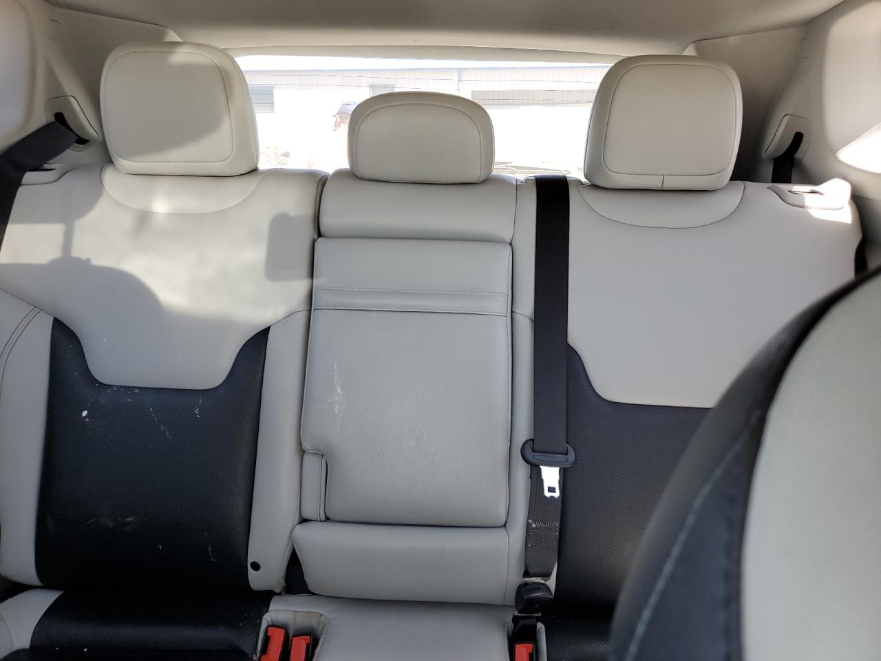 3C4NJCCB4JT405753 2018 Jeep Compass Limited