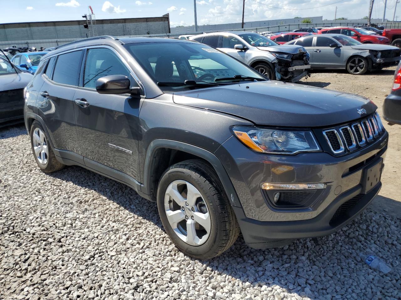 3C4NJCBBXHT668678 2017 Jeep Compass Latitude