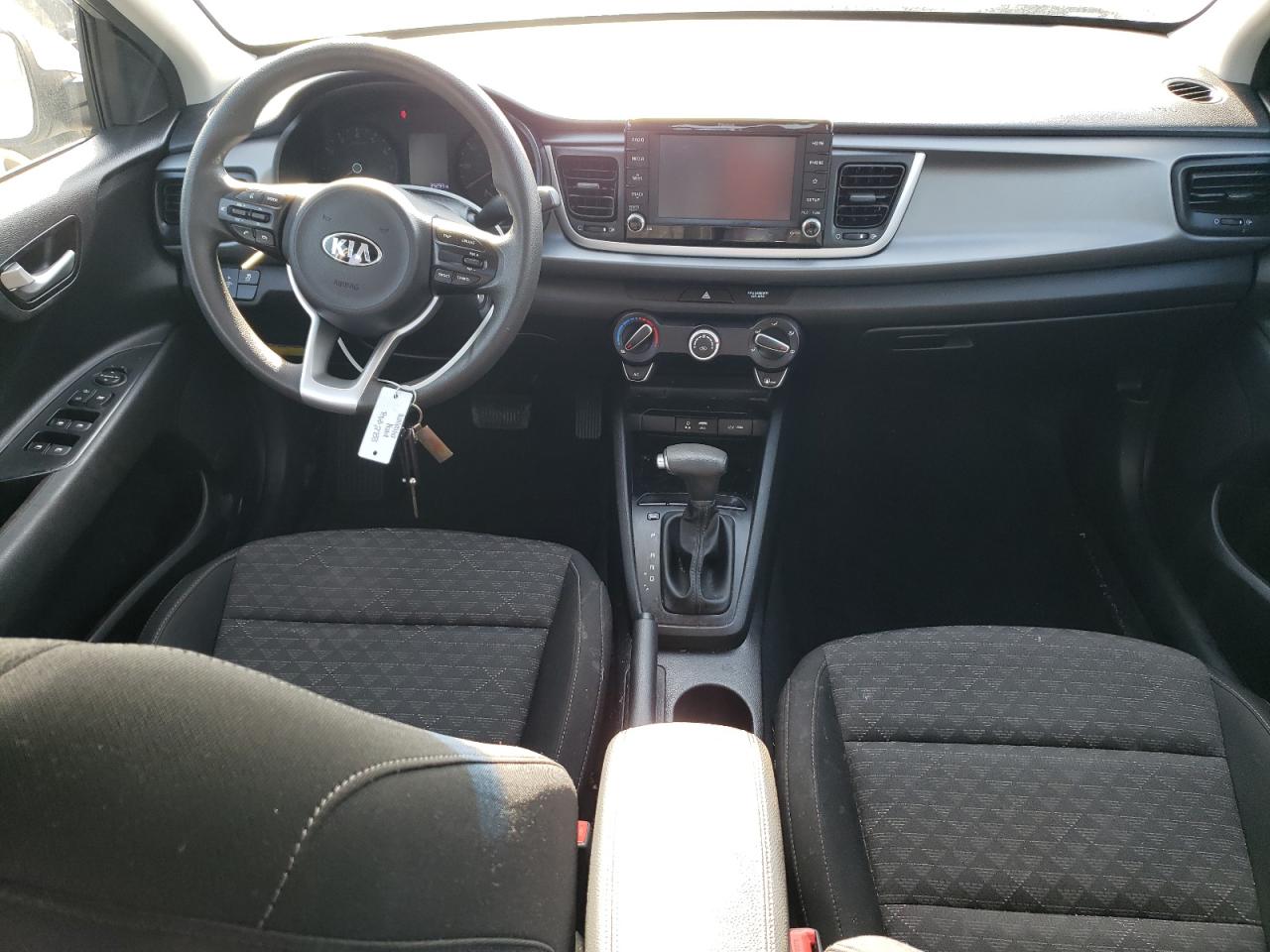 3KPA24AB0KE170973 2019 Kia Rio S