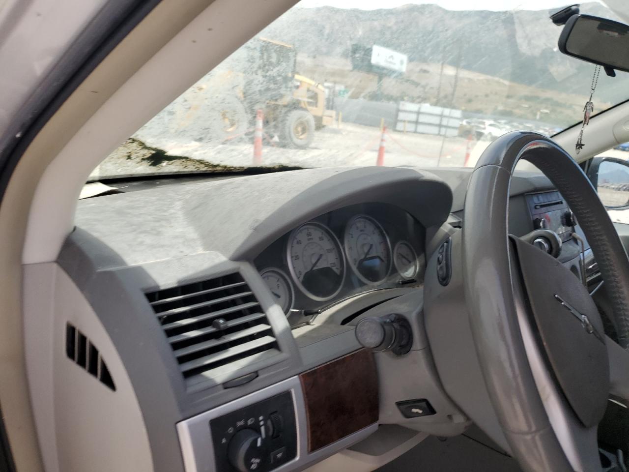 2A4RR5D16AR324164 2010 Chrysler Town & Country Touring