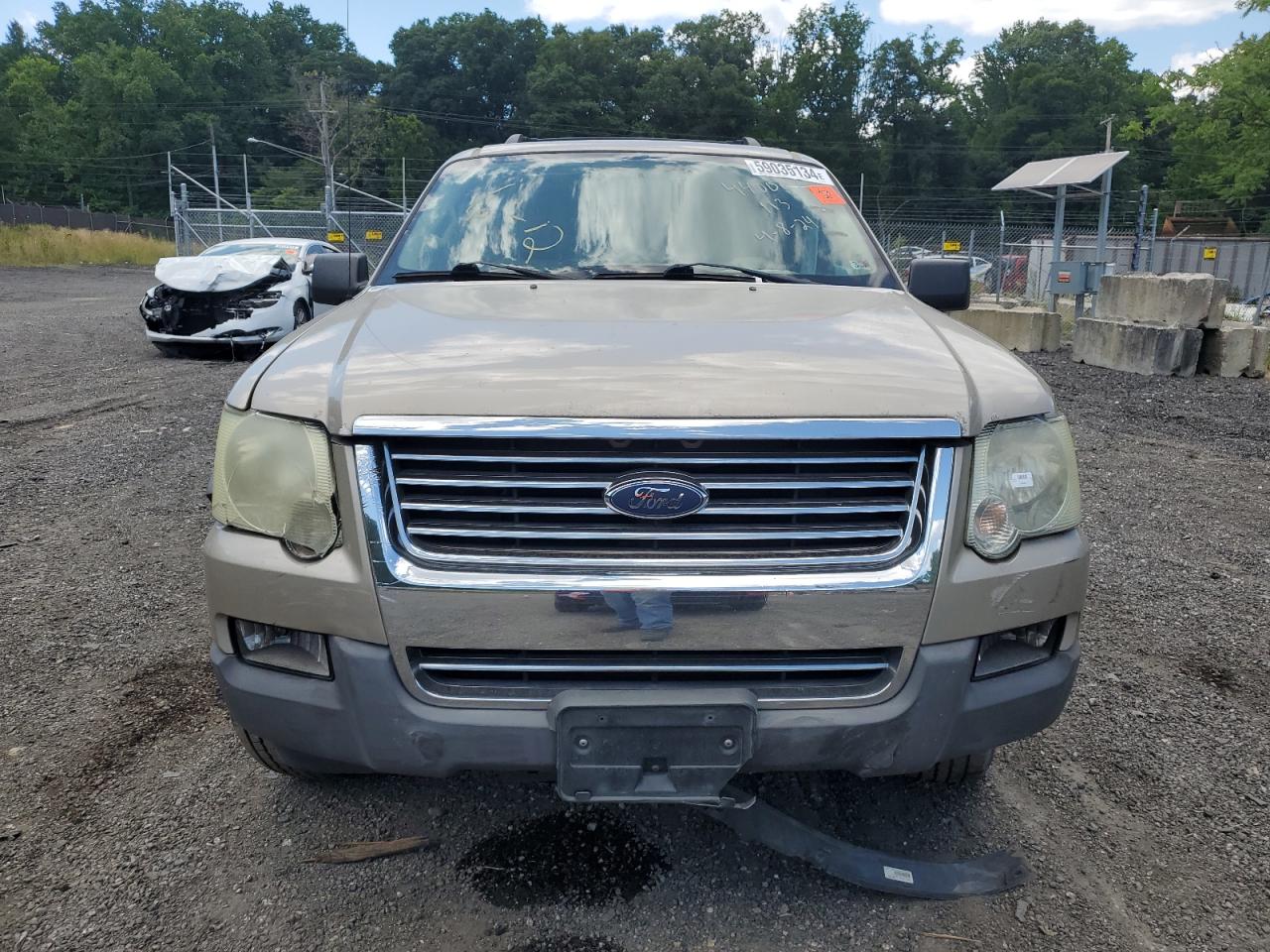 1FMEU638X6ZA00134 2006 Ford Explorer Xlt