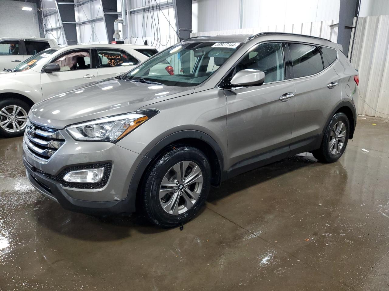 2016 Hyundai Santa Fe Sport vin: 5XYZUDLBXGG330281