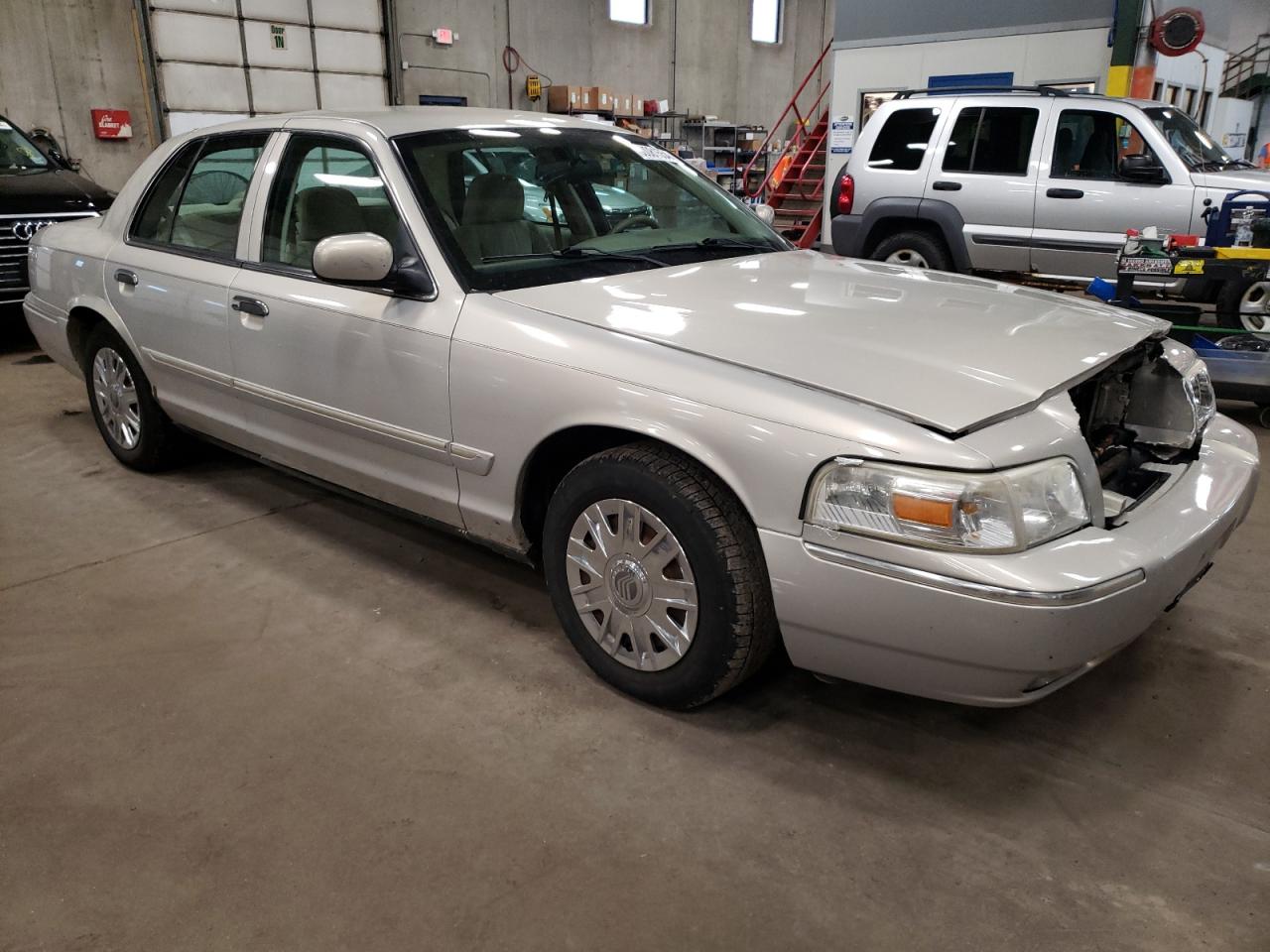 2MEFM74VX8X608388 2008 Mercury Grand Marquis Gs