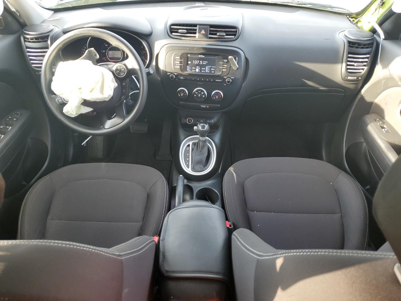 KNDJN2A24J7899763 2018 Kia Soul