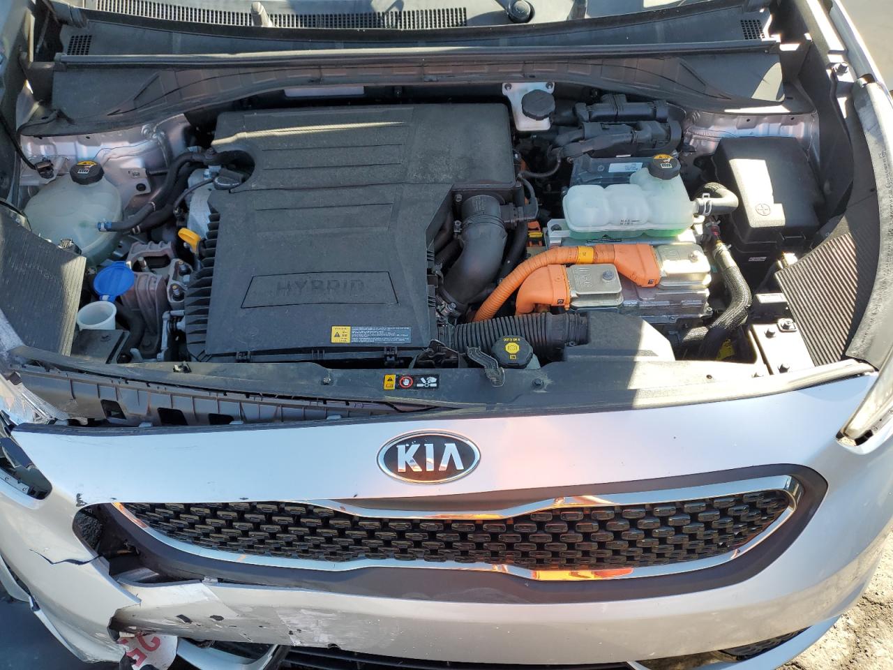 KNDCB3LC9J5210115 2018 Kia Niro Fe