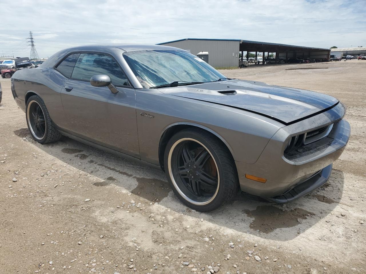 2C3CDYAG7CH105800 2012 Dodge Challenger Sxt