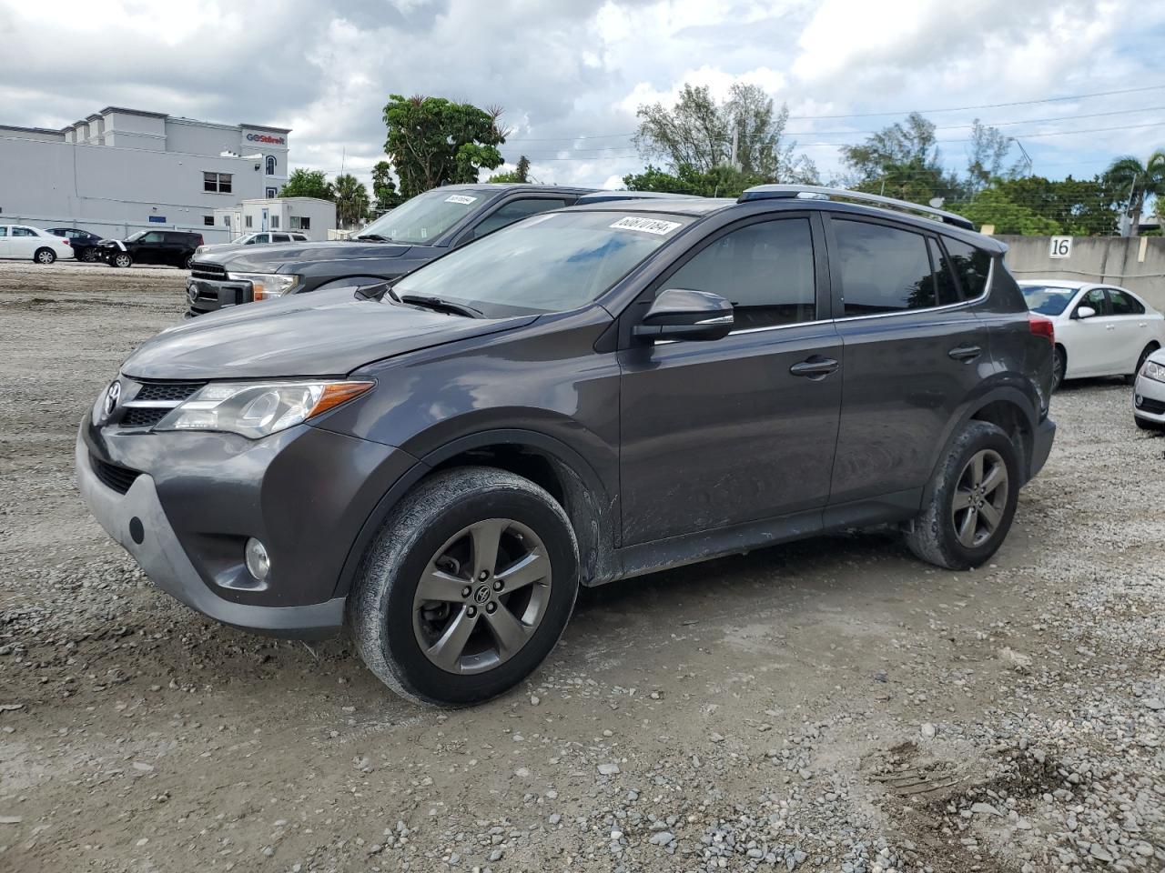 2015 Toyota Rav4 Xle vin: JTMWFREV3FJ027066