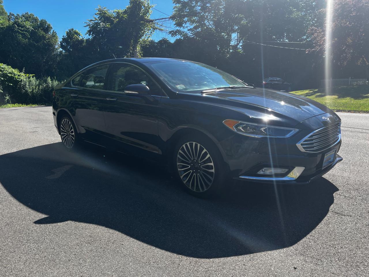 2018 Ford Fusion Titanium/Platinum vin: 3FA6P0D92JR155882