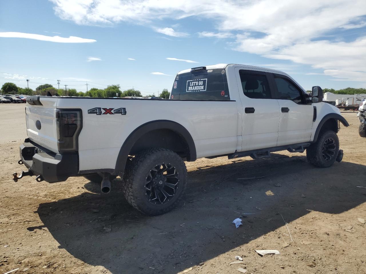 2017 Ford F350 Super Duty vin: 1FT8W3B65HEF40219