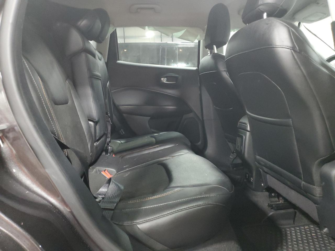 3C4NJDBB1JT177587 2018 Jeep Compass Latitude