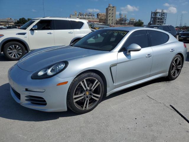 WP0AA2A72FL003773 2015 Porsche Panamera 2