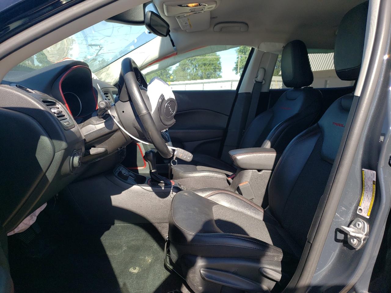 3C4NJDDB9JT483983 2018 Jeep Compass Trailhawk