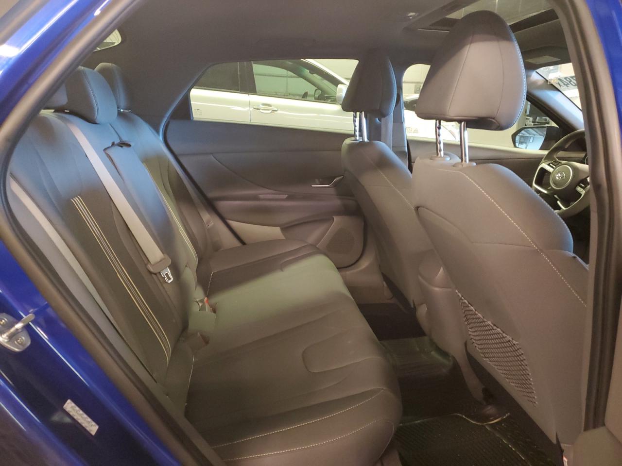 KMHLN4AG9NU295919 2022 Hyundai Elantra Sel