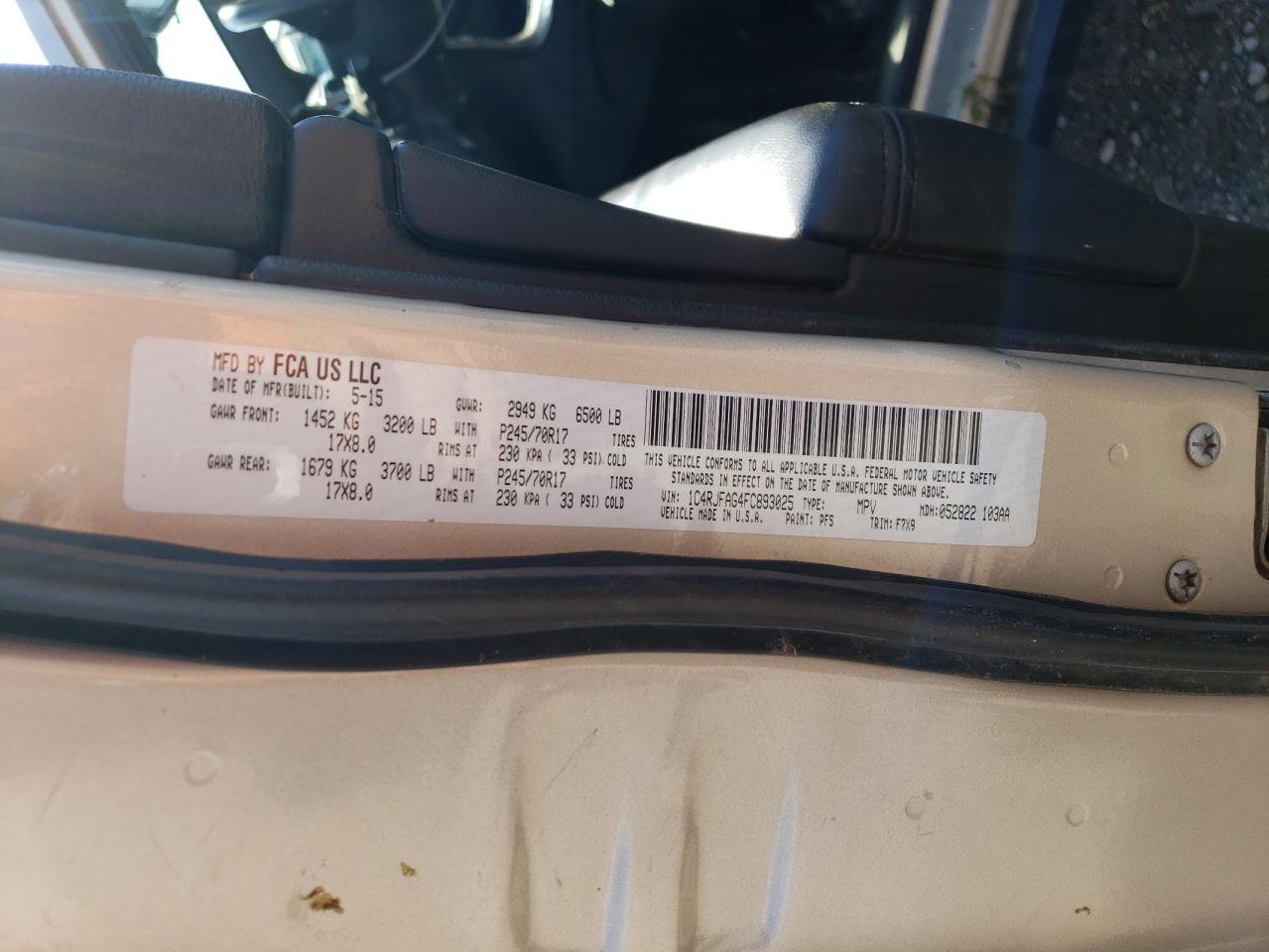 1C4RJFAG4FC893025 2015 Jeep Grand Cherokee Laredo