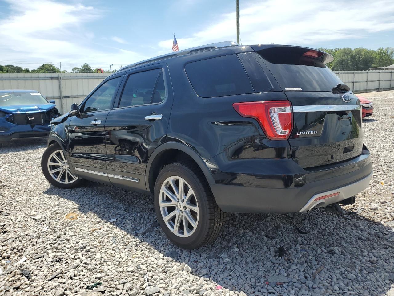 2017 Ford Explorer Limited vin: 1FM5K7F87HGB80470