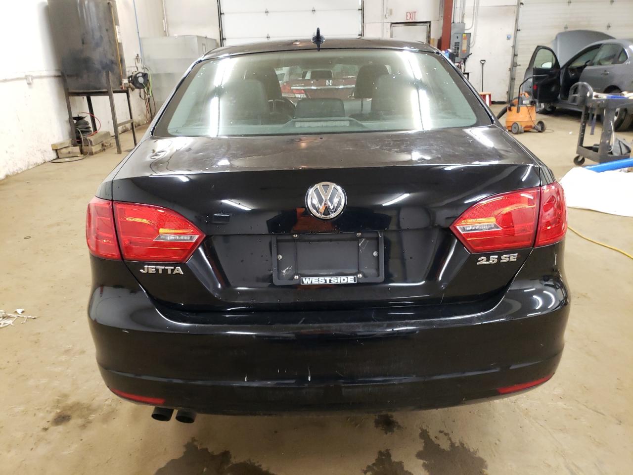 3VWBX7AJXDM455376 2013 Volkswagen Jetta Se