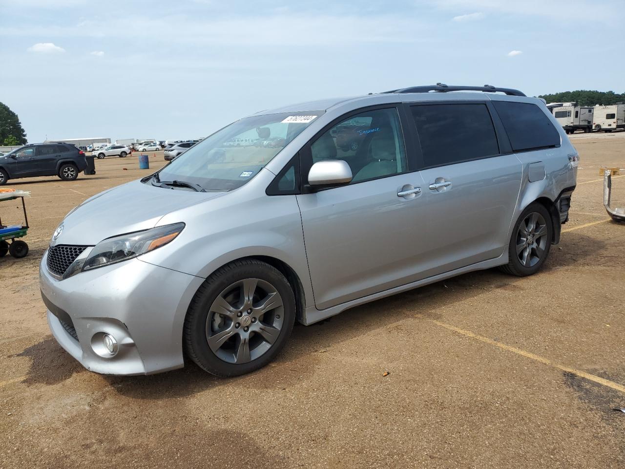 5TDXK3DC2FS630591 2015 Toyota Sienna Sport