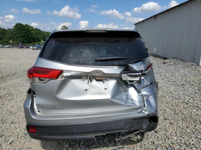 VIN 5TDBZRFH9KS999976 2019 Toyota Highlander, LE no.6