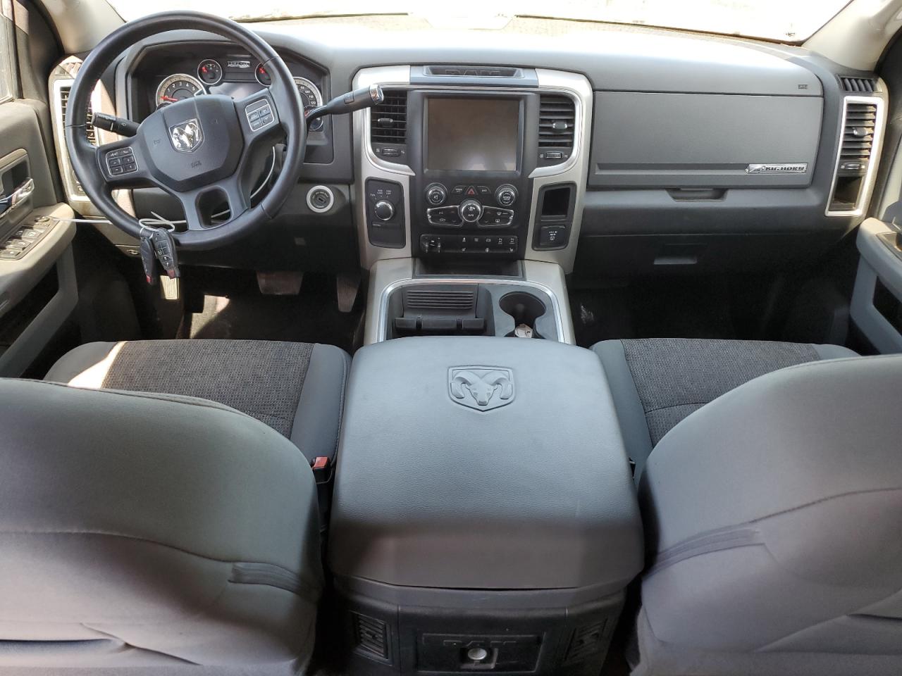 3C63RRHL1HG712800 2017 Ram 3500 Slt