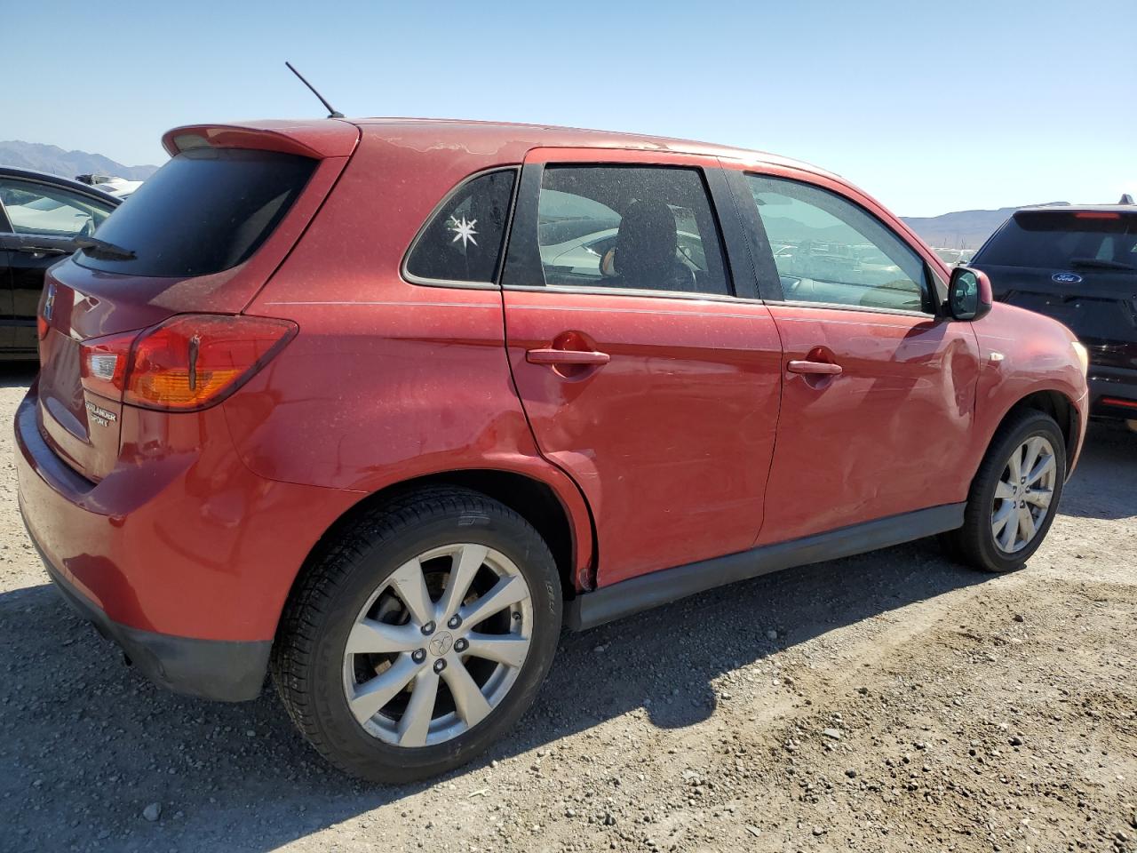 2013 Mitsubishi Outlander Sport Es vin: 4A4AP3AU0DE016722