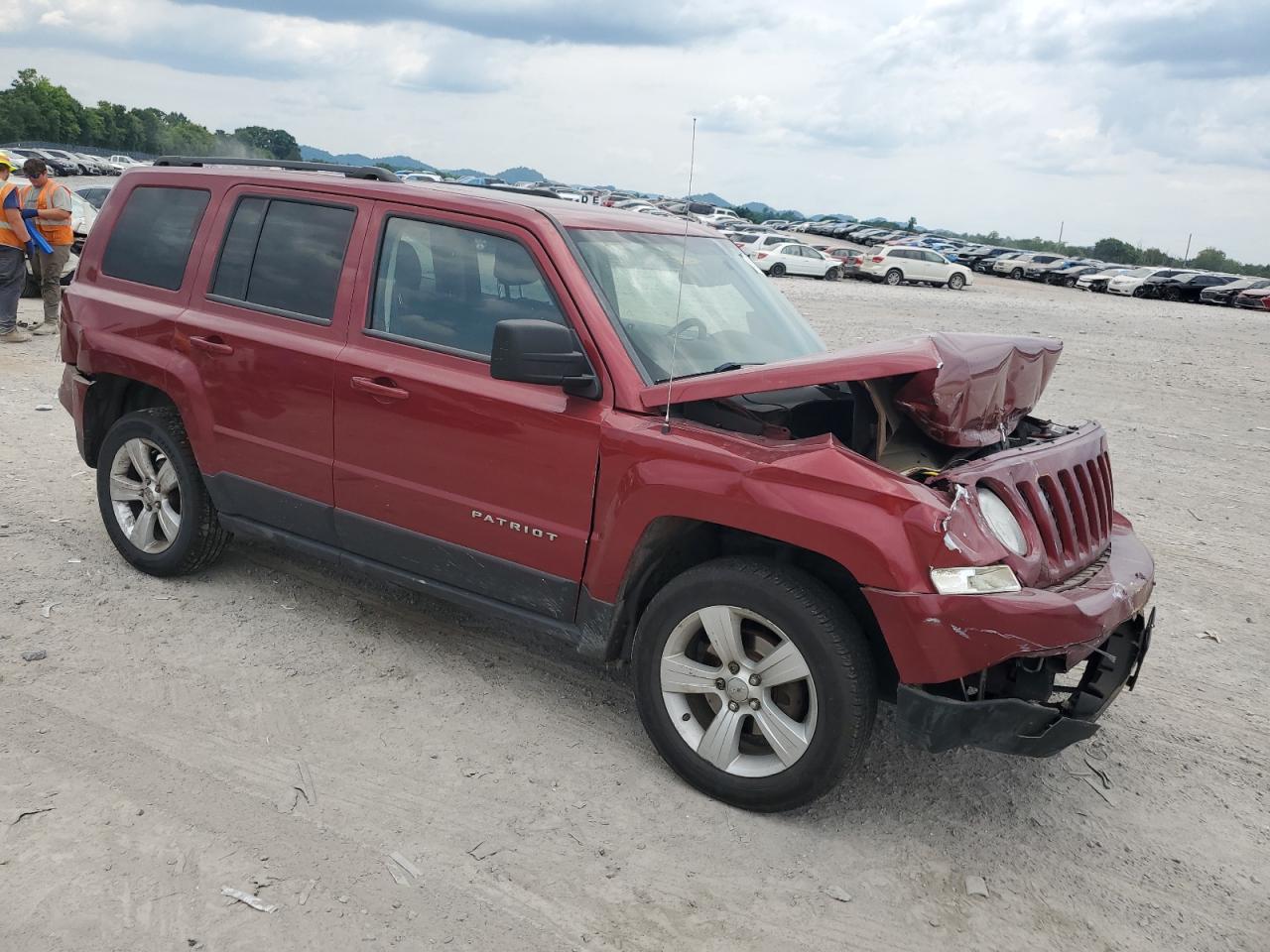 2014 Jeep Patriot Latitude vin: 1C4NJRFB1ED810379