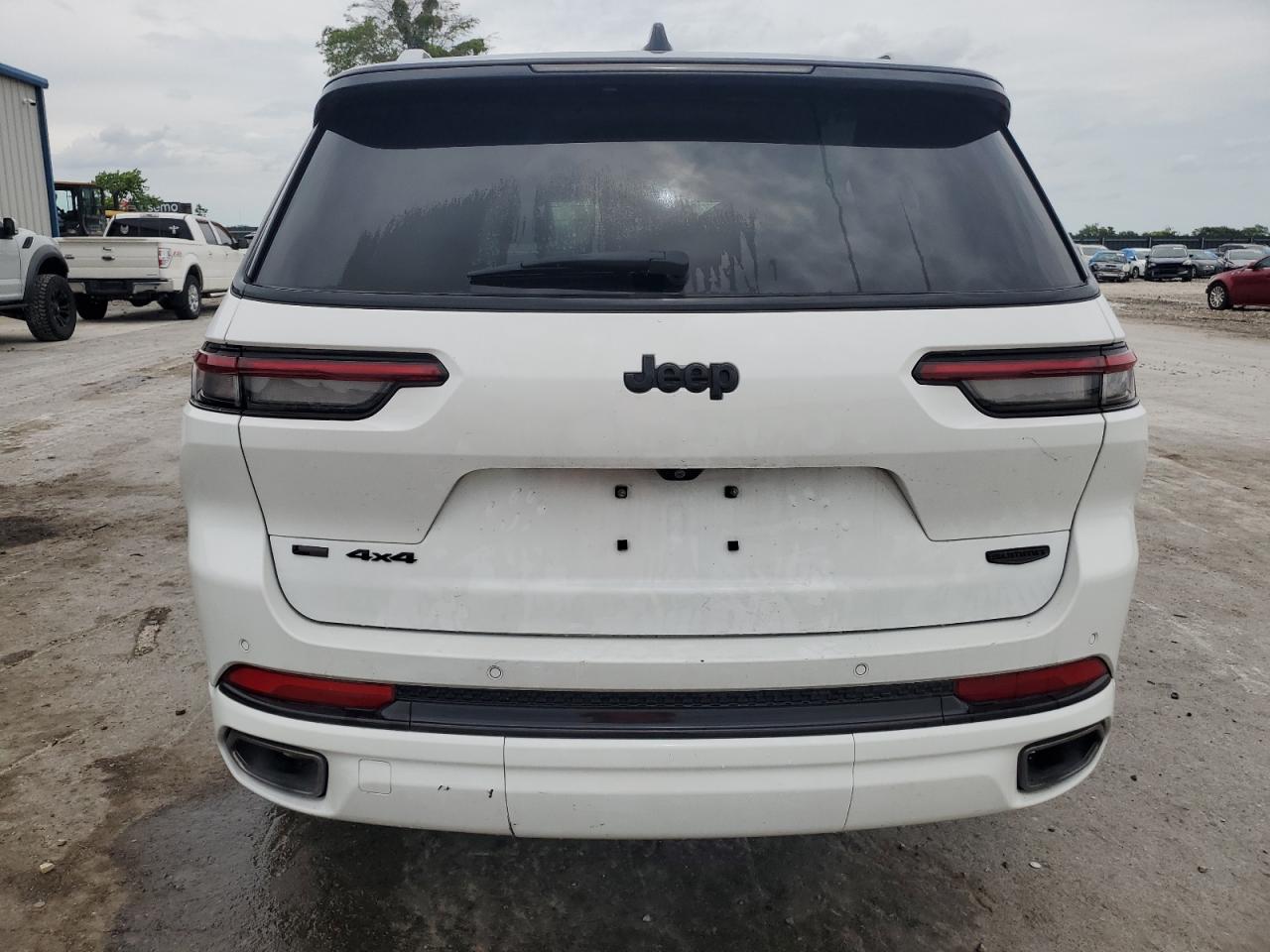 1C4RJKET2P8764429 2023 Jeep Grand Cherokee L Summit 1C4RJKET2P8764429 2023 Jeep Grand Cherokee L Summit