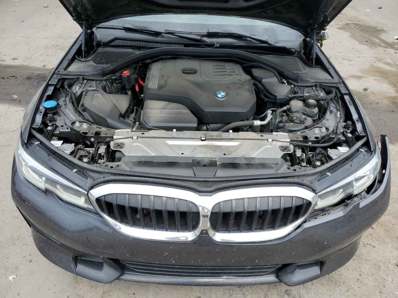 3MW5R7J08M8B80968 2021 BMW 330Xi
